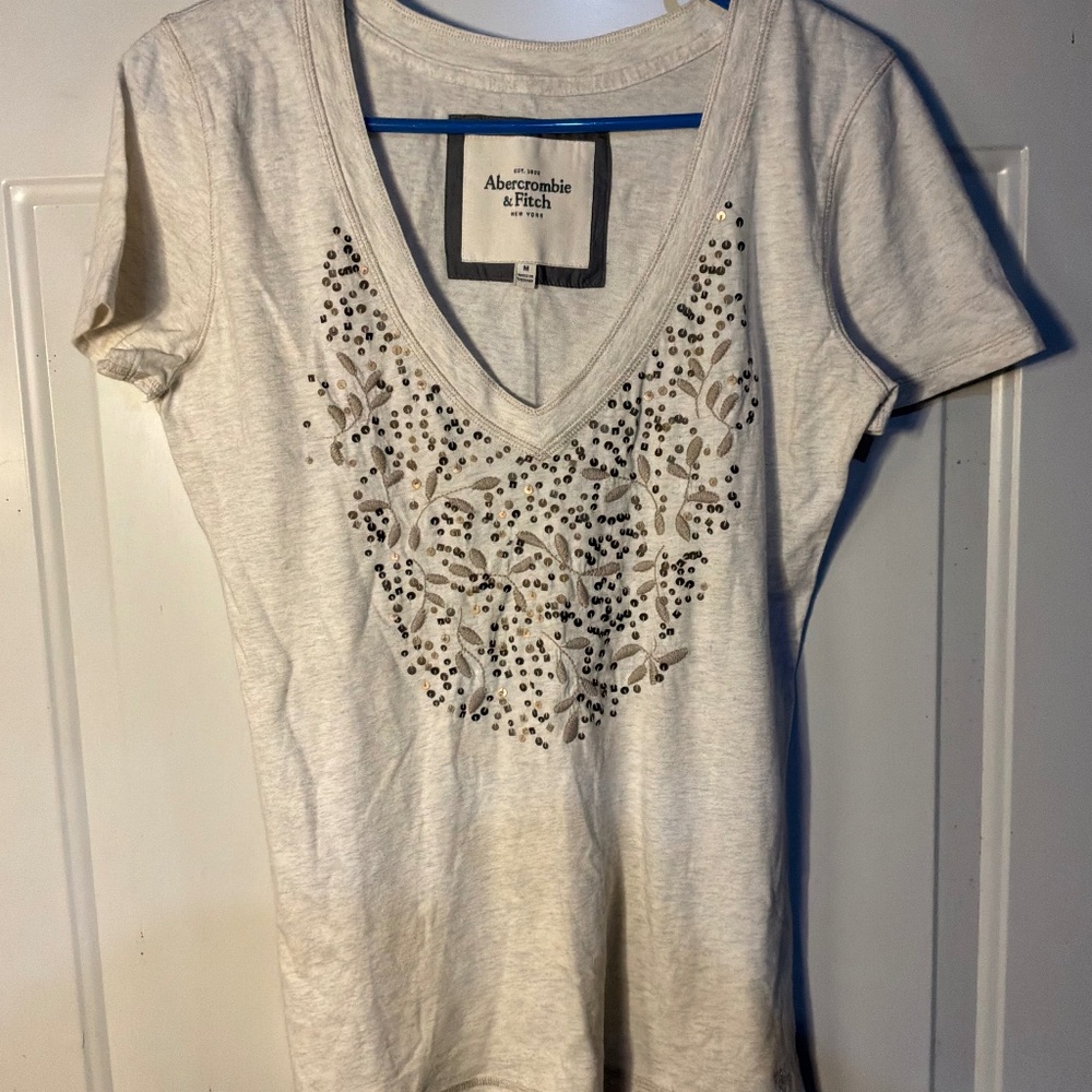 Abercrombie & Ftich beaded cotton T
